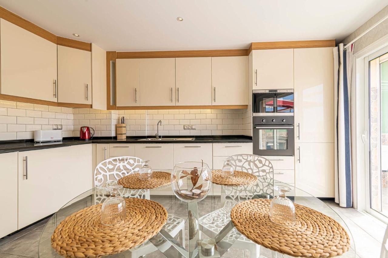 Penthouse Manureva By Pajarito Holidays Los Cristianos  Exterior photo